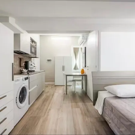 Piazza Roma Loft * 모데나