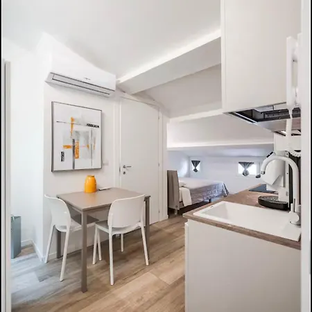 Piazza Roma Loft * مودينا