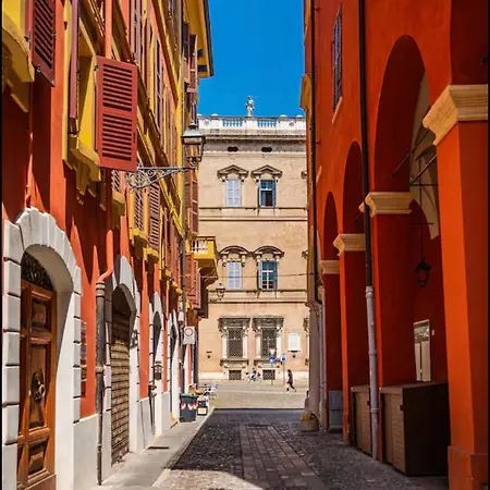 شقة Piazza Roma Loft