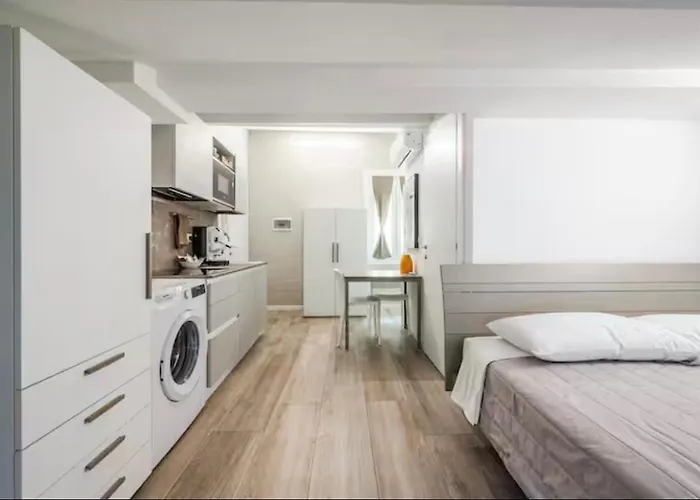 Piazza Roma Loft * 모데나