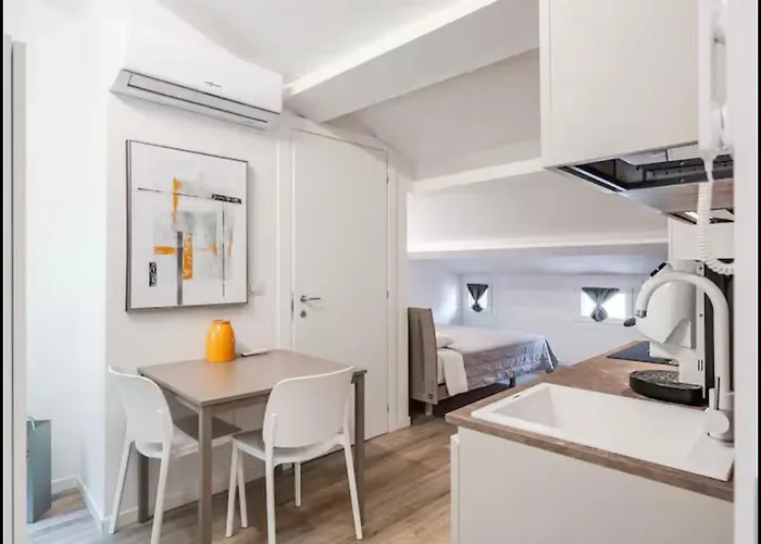 Piazza Roma Loft * 모데나