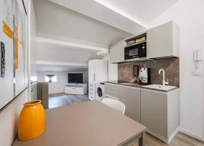 Piazza Roma Loft 아파트 *